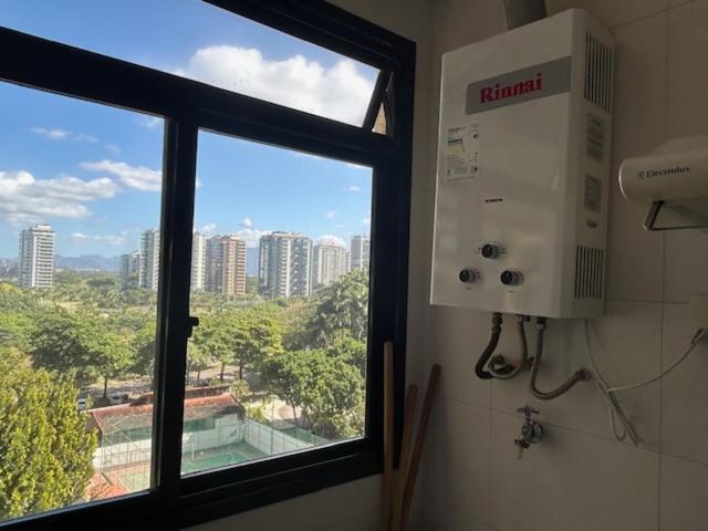 Lindo Apto No Barrabela, Todo Equipado, Com Arcondicionados Split Novos No Quarto E Na Sala, Limpissimo, Cheiroso, Novinho, Condominio Em Frente A Praia, Com Piscina Aquecida, Sauna, Quadra, Academia, Lavanderia, Salao De Beleza, Restaurantes, Mercad Rio de Janeiro Dış mekan fotoğraf